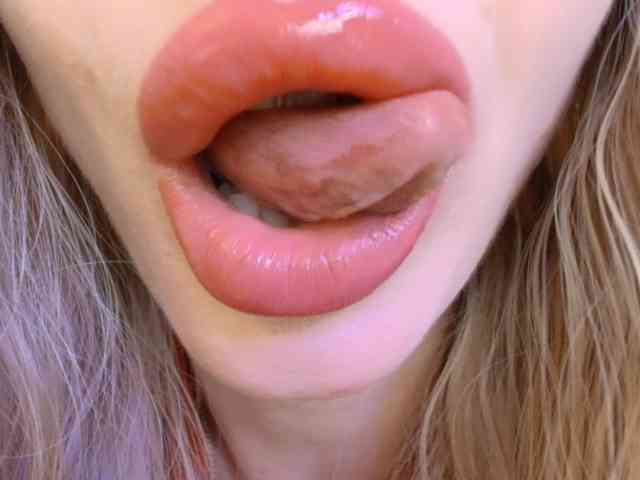 Liliiaxxx webcam