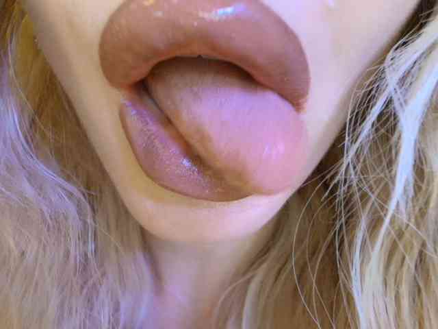Liliiaxxx webcam