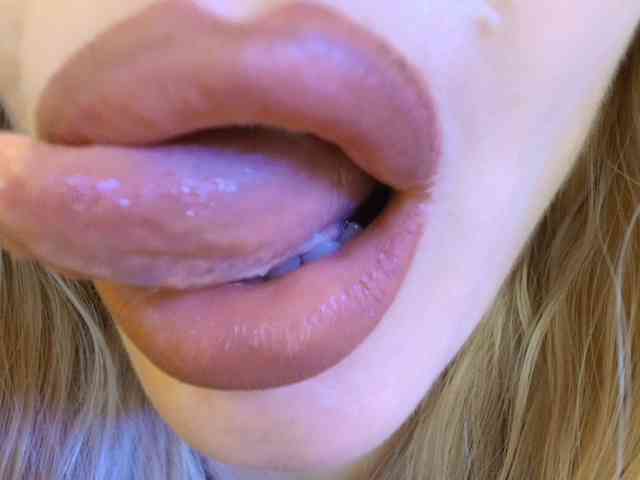 Liliiaxxx webcam