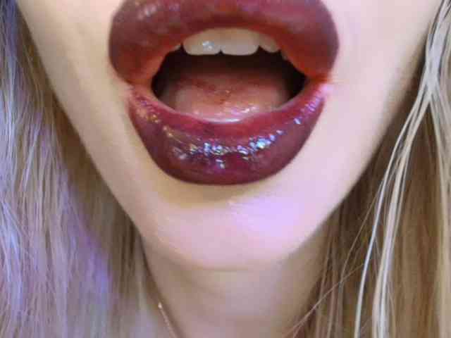 Liliiaxxx webcam
