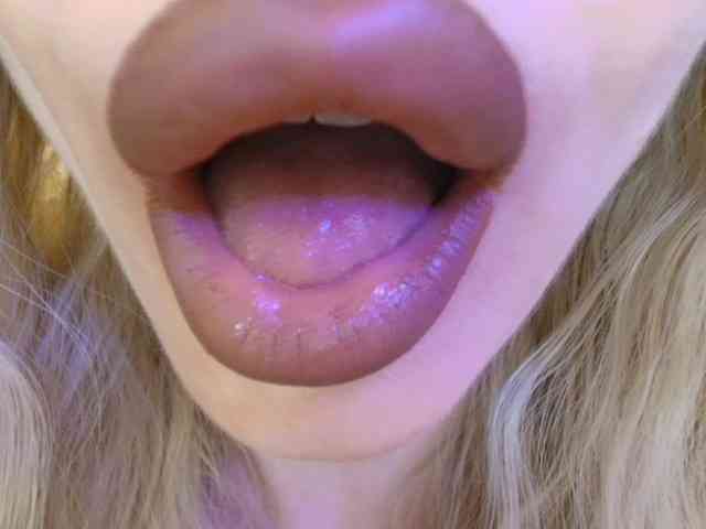 Liliiaxxx webcam