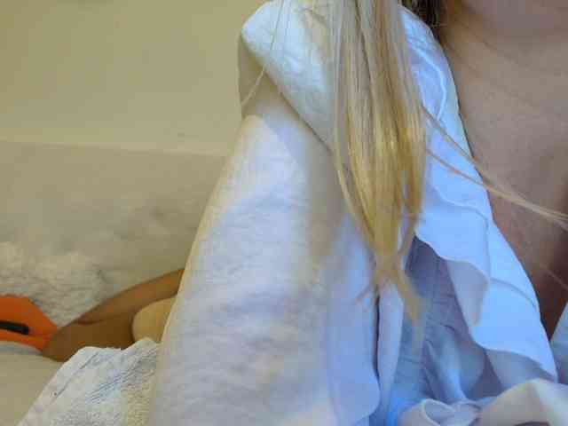 Liliiaxxx webcam