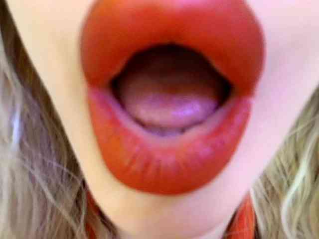 Liliiaxxx webcam