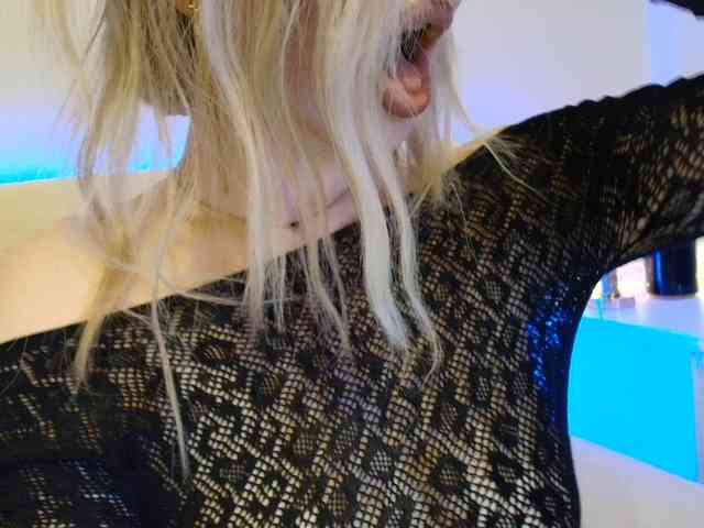 Liliiaxxx webcam