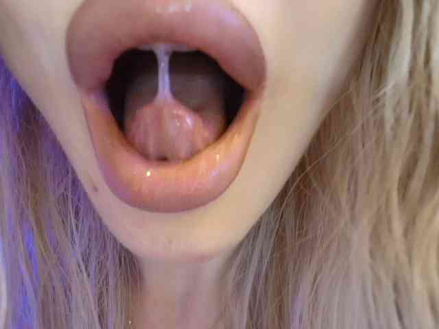 Liliiaxxx webcam