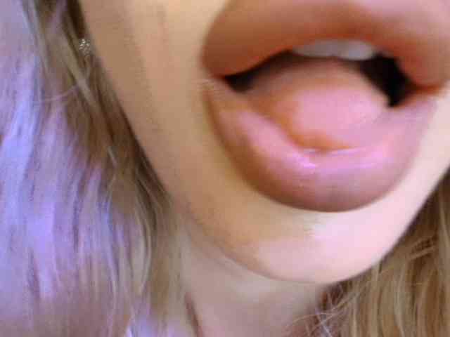 Liliiaxxx webcam