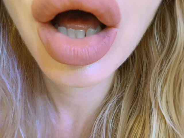 Liliiaxxx webcam