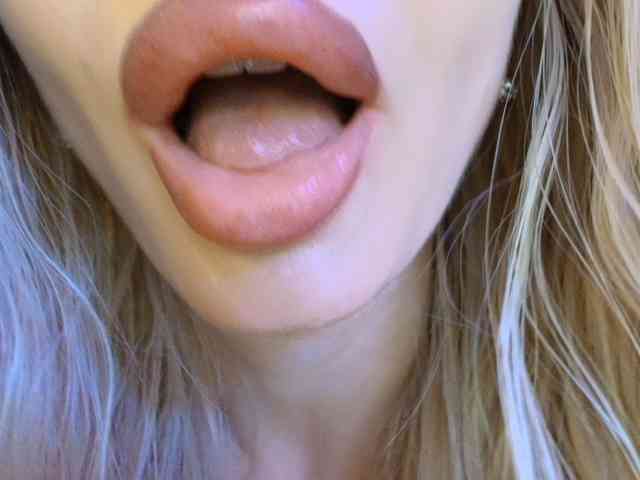 Liliiaxxx webcam