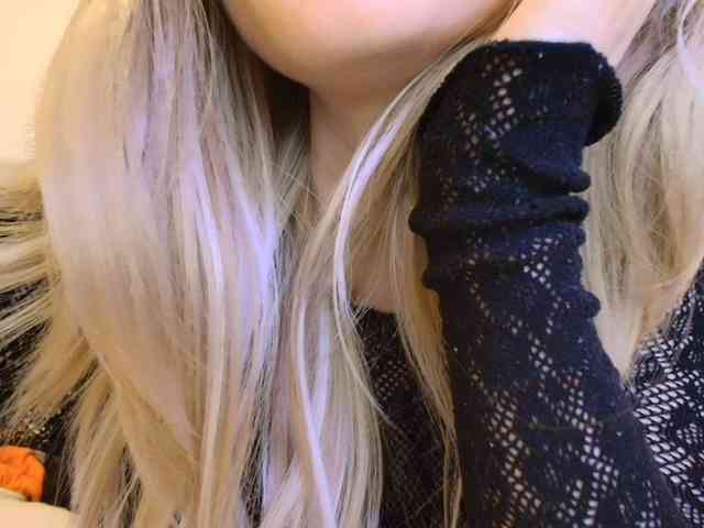 Liliiaxxx webcam