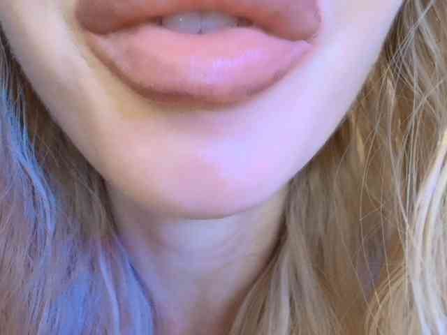Liliiaxxx webcam