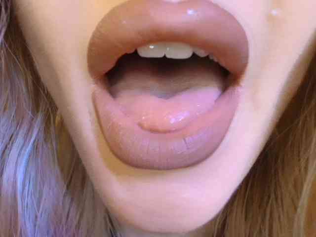 Liliiaxxx webcam