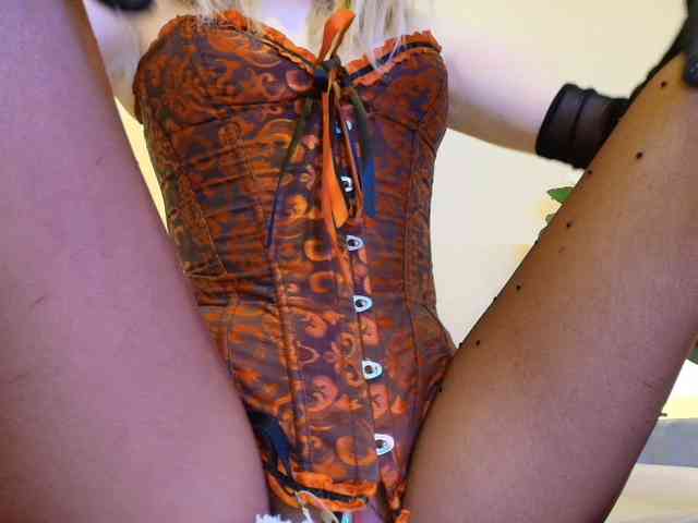 Liliiaxxx webcam