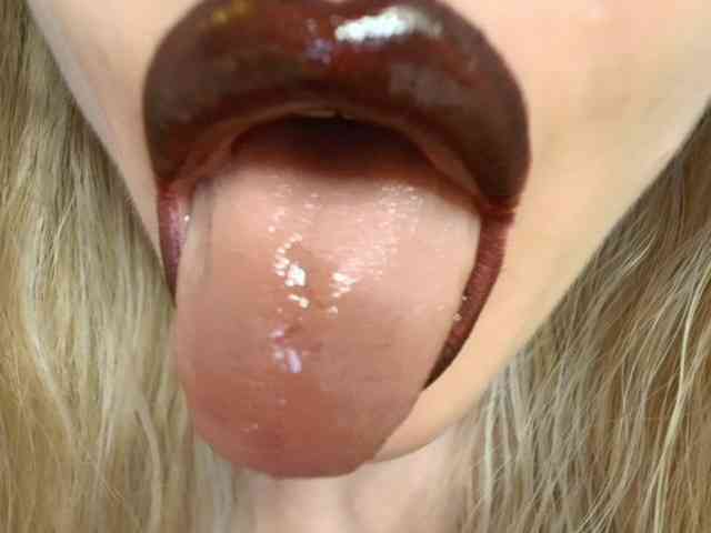 Liliiaxxx webcam