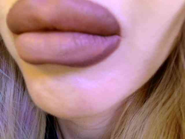 Liliiaxxx webcam