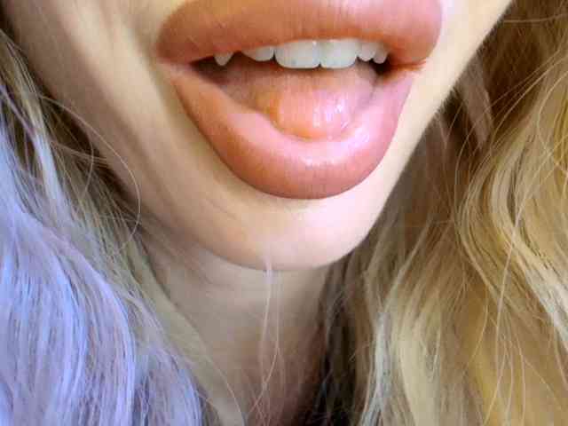 Liliiaxxx webcam