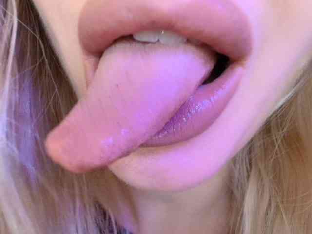 Liliiaxxx webcam