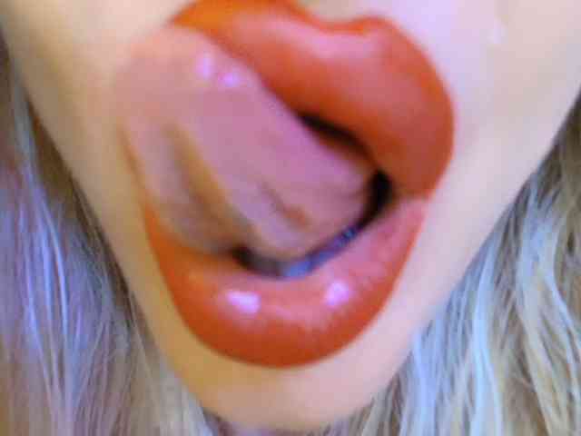 Liliiaxxx webcam