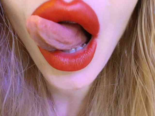 Liliiaxxx webcam