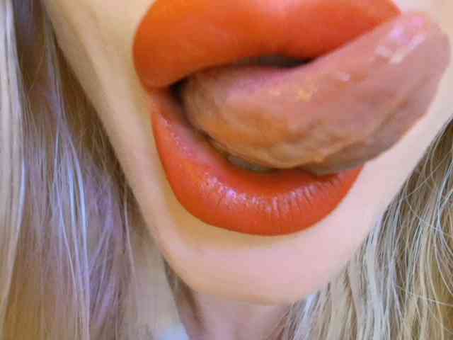 Liliiaxxx webcam