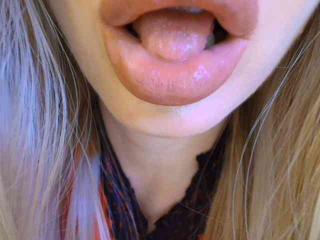 Liliiaxxx webcam
