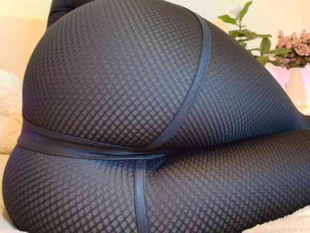 Liliiaxxx webcam