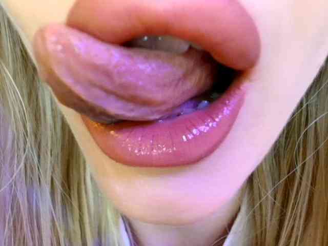 Liliiaxxx webcam