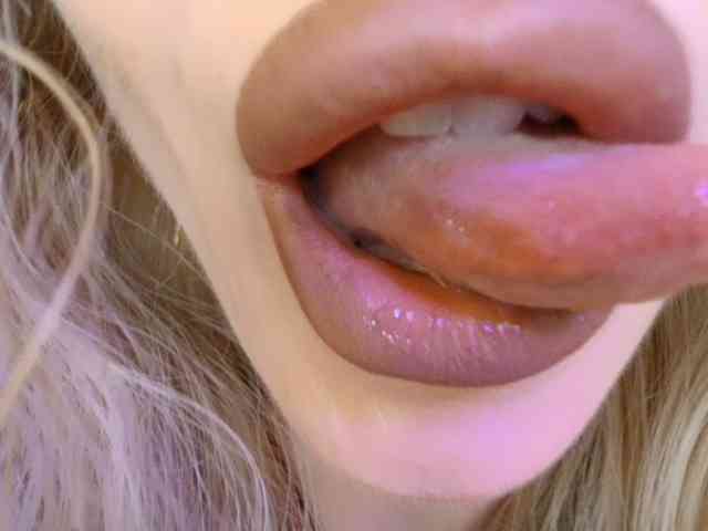 Liliiaxxx webcam