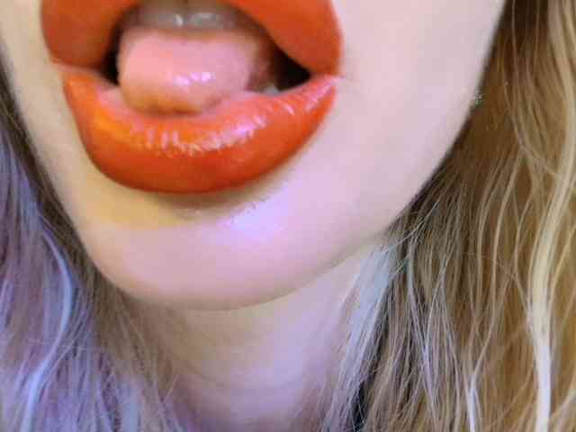 Liliiaxxx webcam