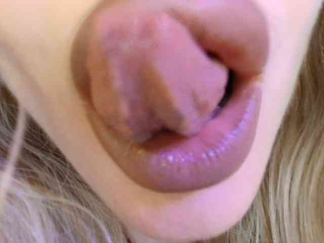 Liliiaxxx webcam
