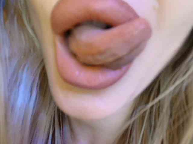 Liliiaxxx webcam