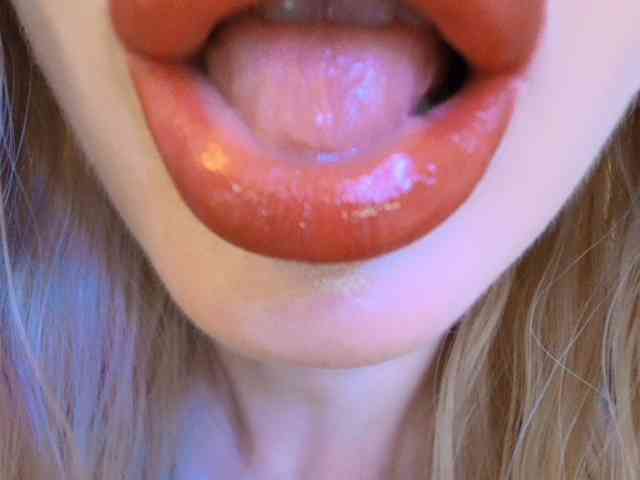 Liliiaxxx webcam