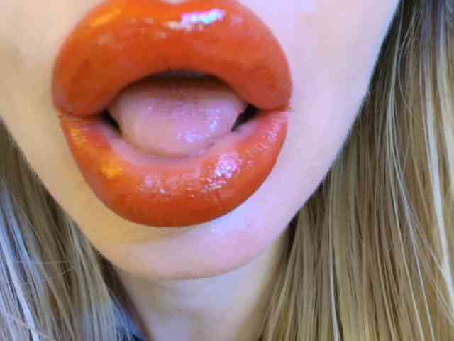 Liliiaxxx webcam