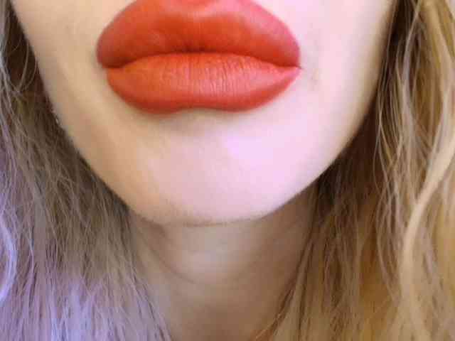 Liliiaxxx webcam