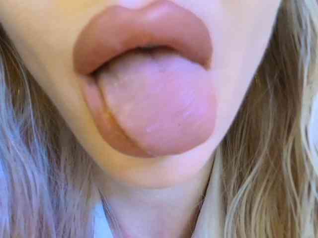 Liliiaxxx webcam