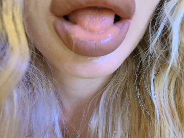 Liliiaxxx webcam