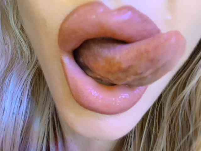 Liliiaxxx webcam