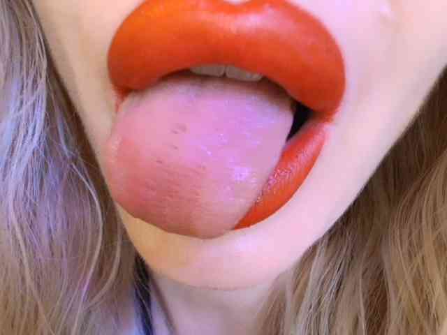 Liliiaxxx webcam