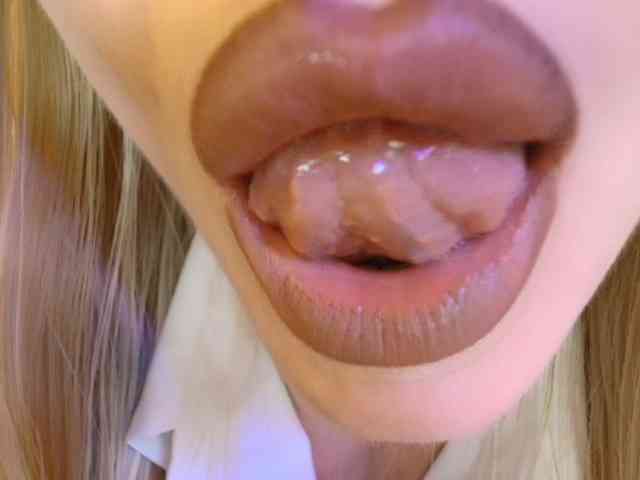 Liliiaxxx webcam