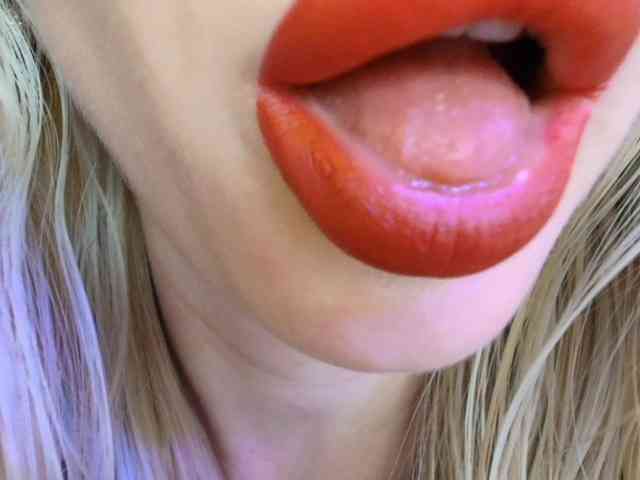 Liliiaxxx webcam
