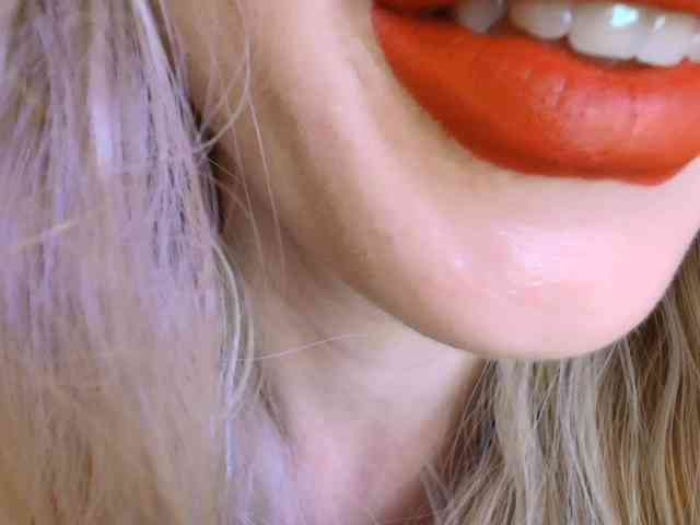Liliiaxxx webcam