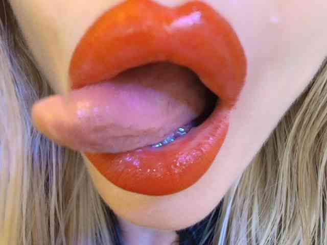 Liliiaxxx webcam