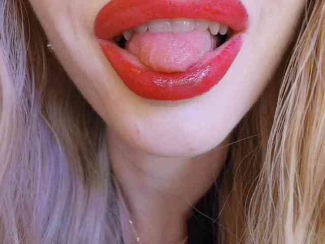 Liliiaxxx webcam