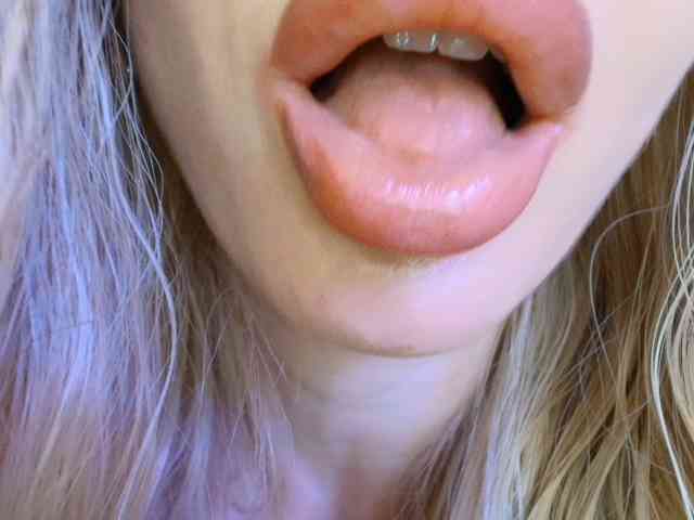Liliiaxxx webcam