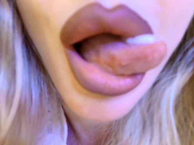 Liliiaxxx webcam