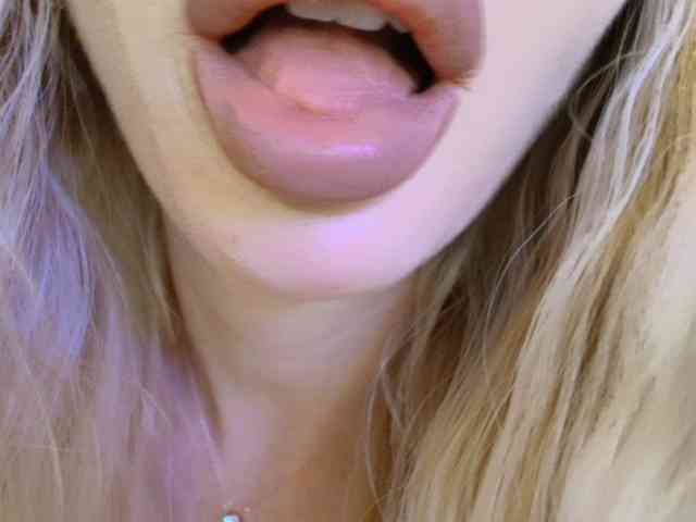 Liliiaxxx webcam