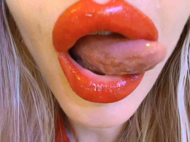 Liliiaxxx webcam