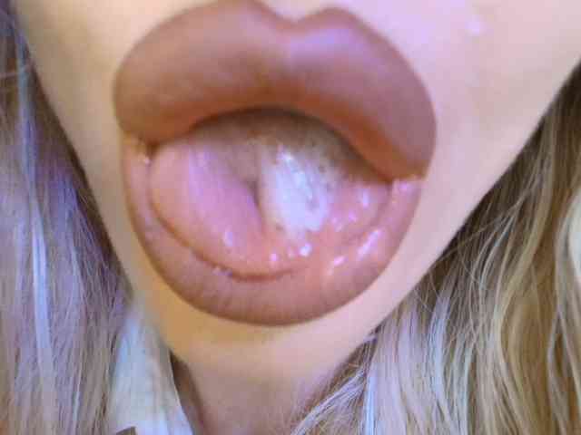 Liliiaxxx webcam