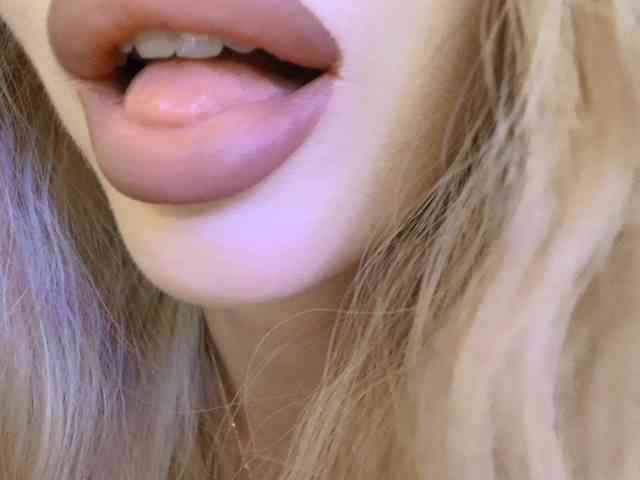 Liliiaxxx webcam
