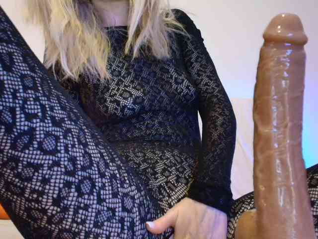 Liliiaxxx webcam