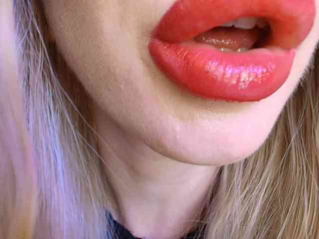 Liliiaxxx webcam